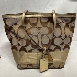 COACH Signature Beige Gold Hardware Leather Canvas H0668-10123 Medium Purse